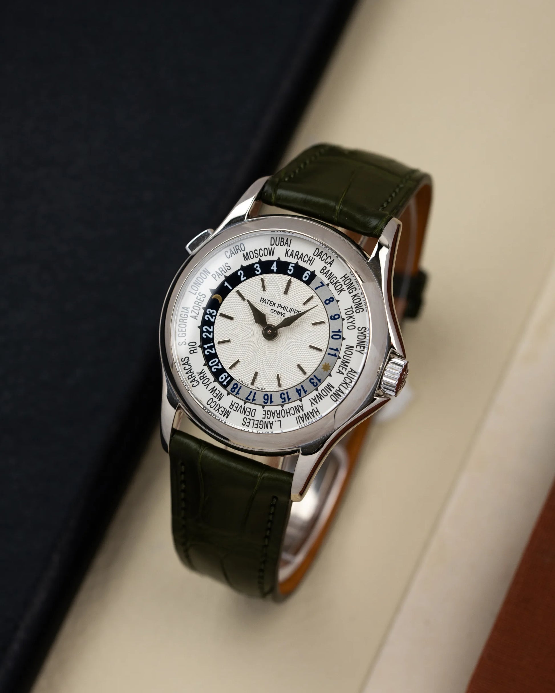 Patek Philippe World Time 5110G-001