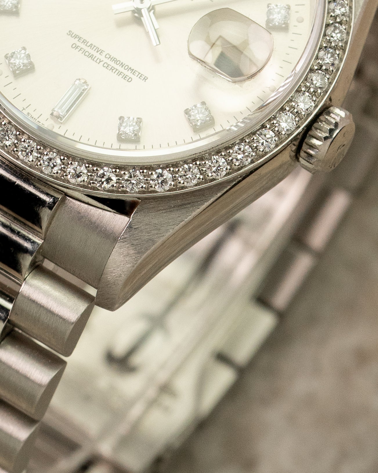 Rolex Day-Date 18346 Platinum / Factory Diamond Set